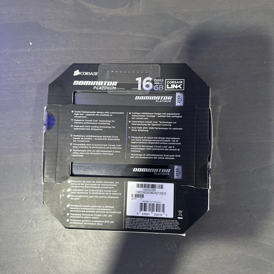 Corsair DOMINATOR PLATINUM 16GB (2x8GB) DDR3 DRAM 2400MHz Desktop Memory  - Image 2 of 3
