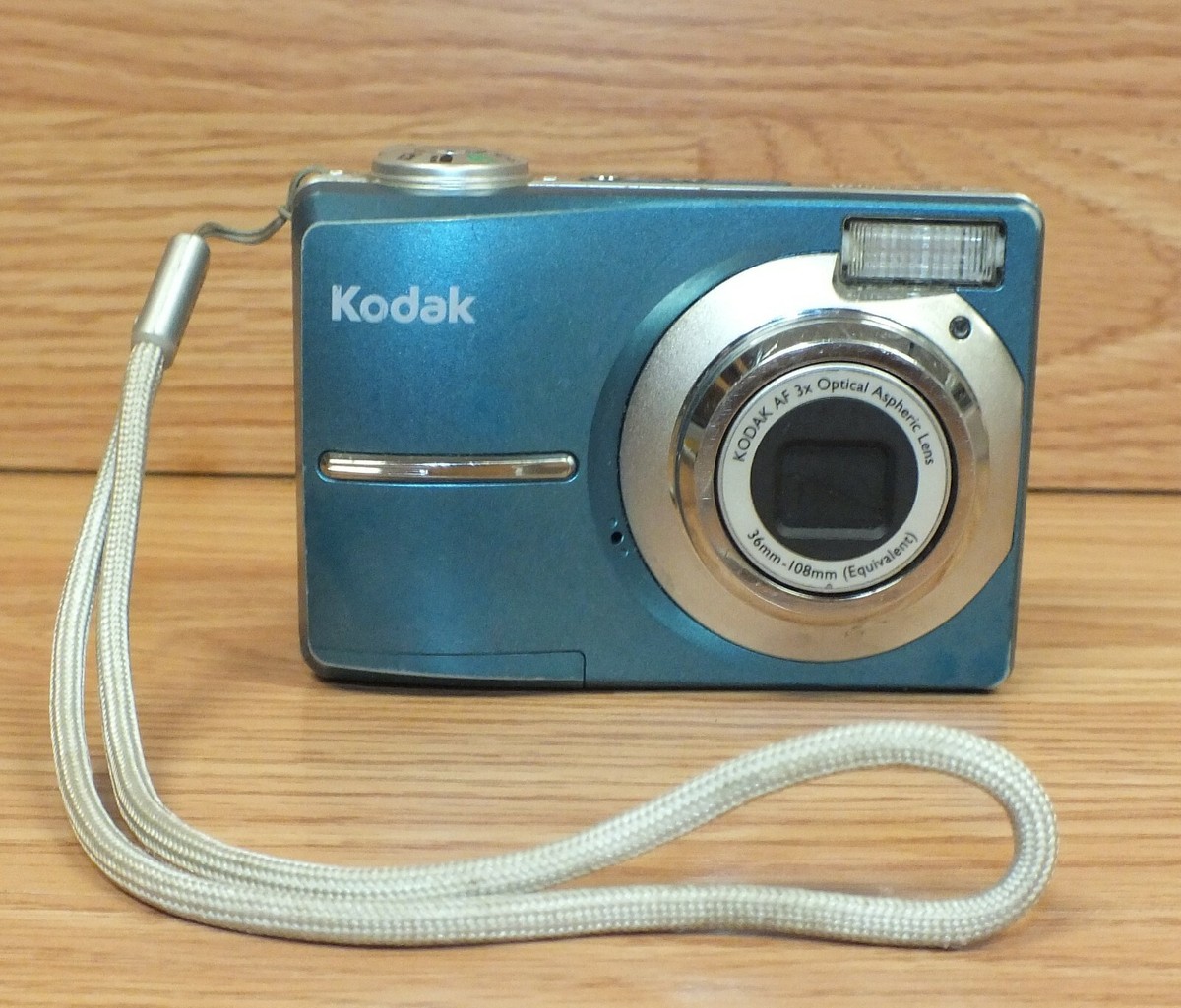 デジタルカメラ Kodak C813 Kodak C813 Review