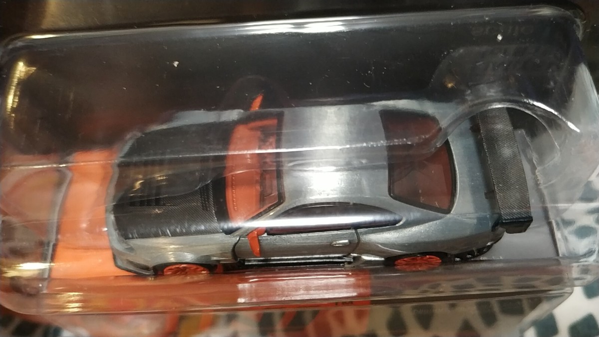 ミニカー Hot Wheels and MINIGT Nissan Silvia S15 s-l1200.png
