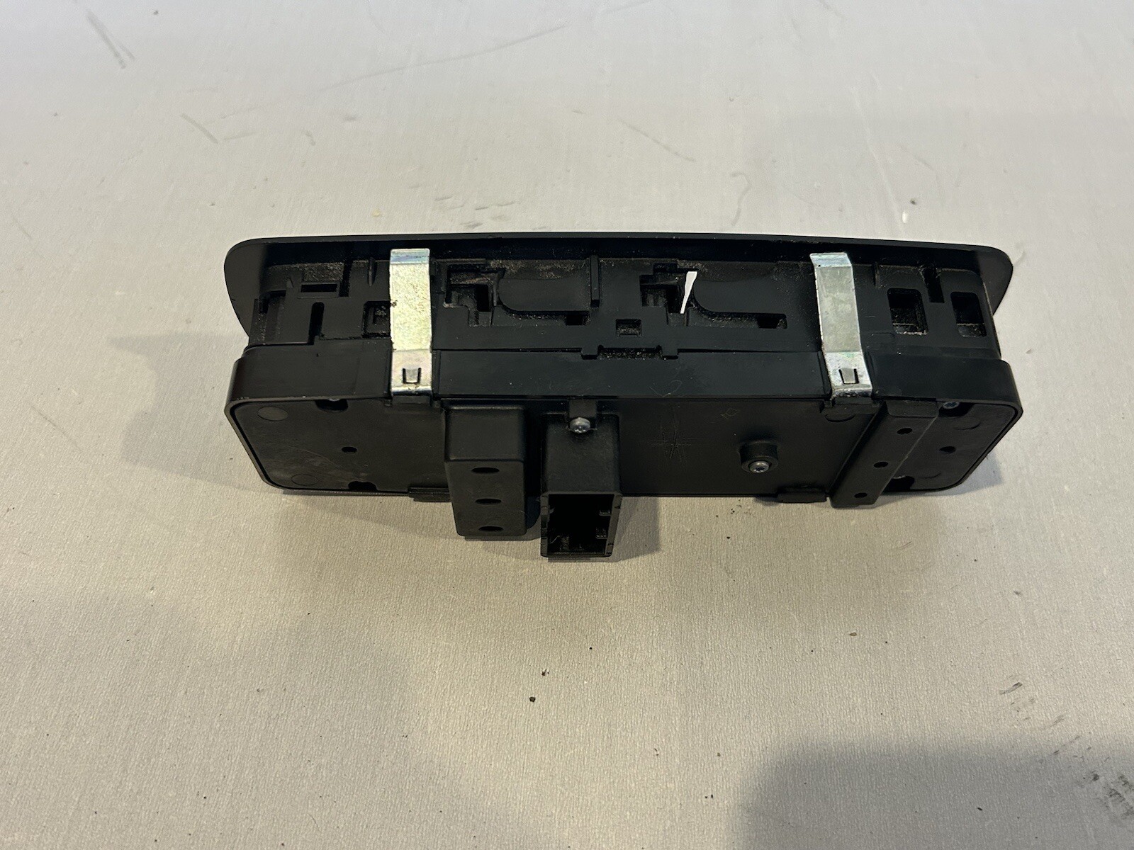 17 2017 MASERATI GHIBLI OEM FRONT DOOR MASTER WINDOW SWITCH 670025406