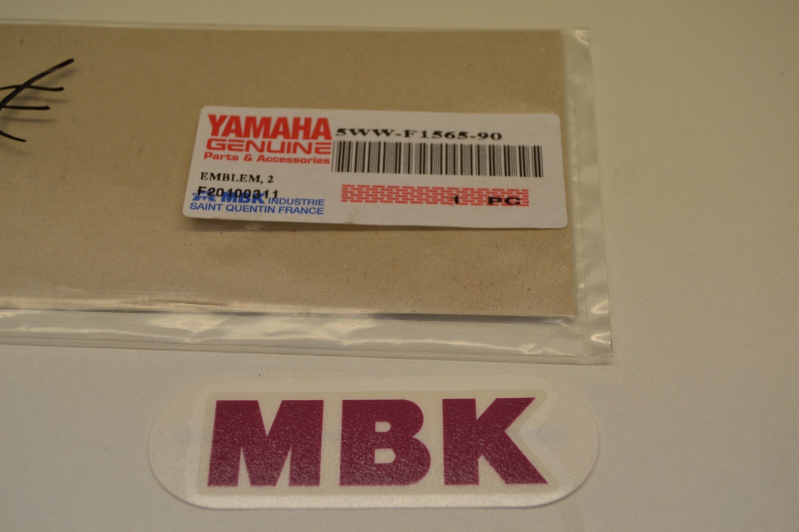 Sticker emblème carénage avant MBK Booster Spirit Naked 50 de 2014 d'origine référence 5WWF157920