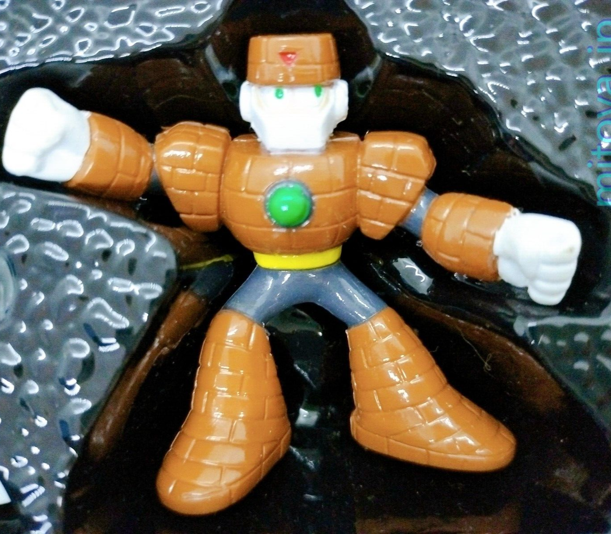 BANDAI Mega man 5 Full Color Great Battle Stone Man Vintage Mini