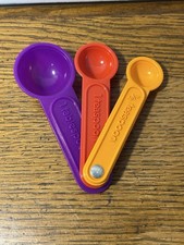 Vintage Fisher Price Fun With Food Purple Red Orange Measuring Spoon Set 1987