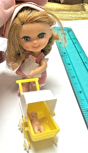 VINTAGE Mattel Liddle Kiddle Florence NIDDLE NURSE Doll  APRON CAP & BABY LOT