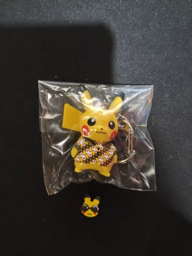 Keychain Pikachu Indonesian Batik #hh - Picture 2 of 5