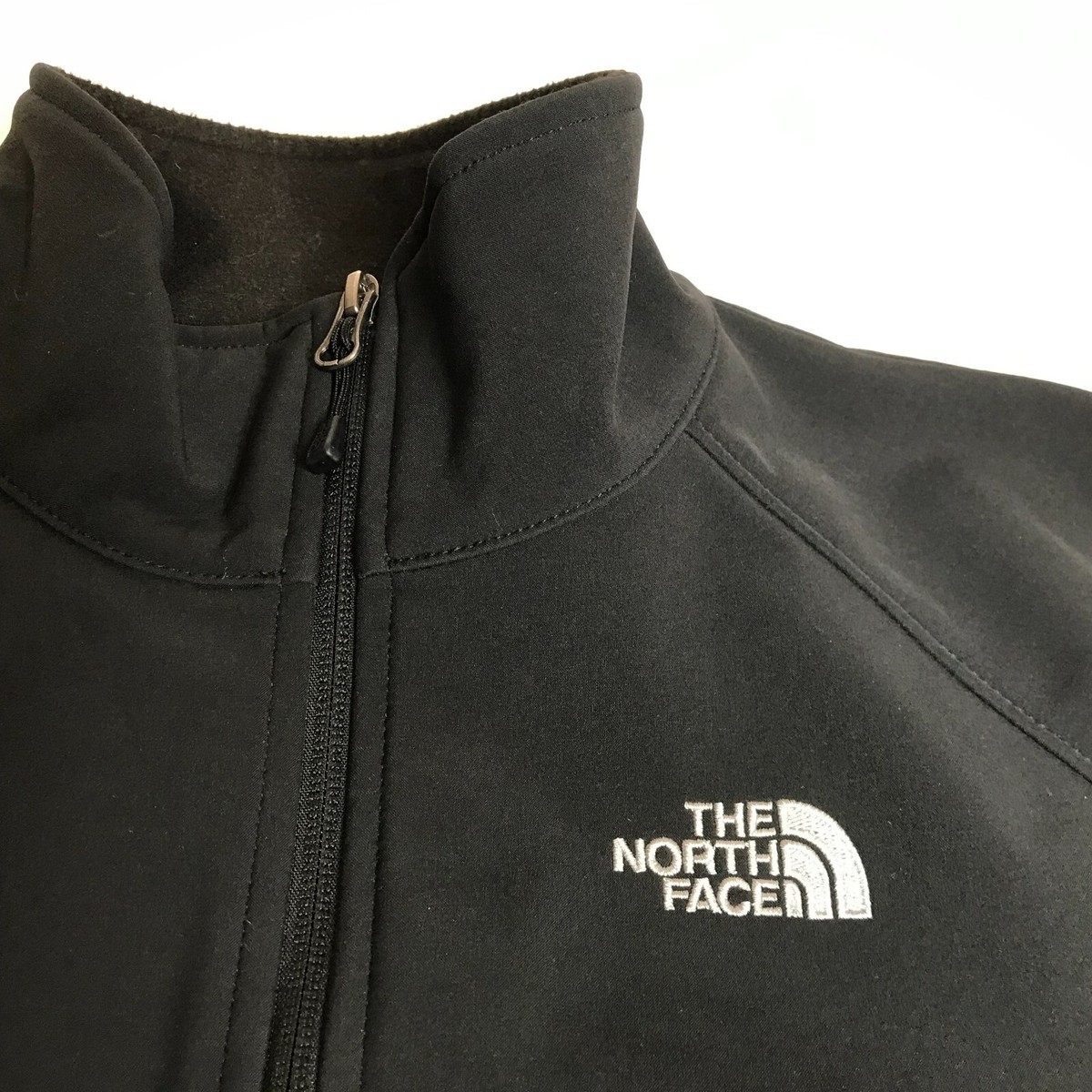 TNF The North Face Windwall Fleece Jacket Full Zip. Black