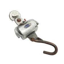 Q'straint QRT-1 DLX Securement Wheelchair Retractor W/ Slide N Click