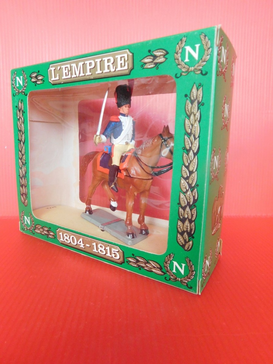 STARLUX ATLAS EMPIRE Plomb / Grenadier A Cheval De La Garde Porte Aigle