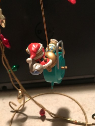 NOT ENESCO CHRISTMAS ORNAMENT:SNOOZING BEAR/SANTA ON SMILING ALARM CLOCK NEW - Picture 5 of 8