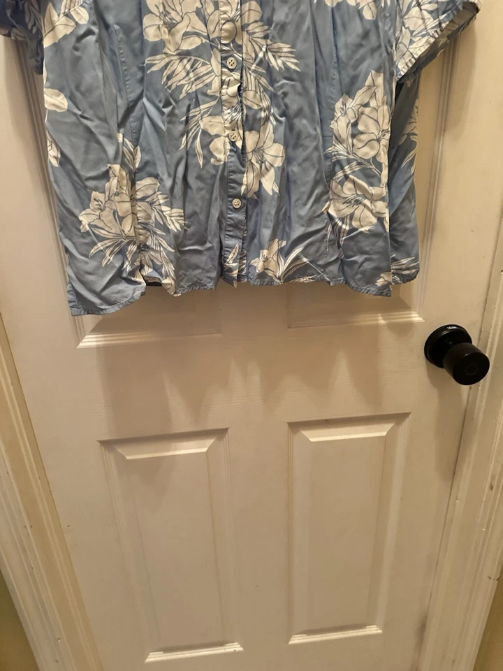 Blusa Top Emma James Mujer 22W Azul Blanco Floral Manga Corta Abotonada Foto 3 de 4