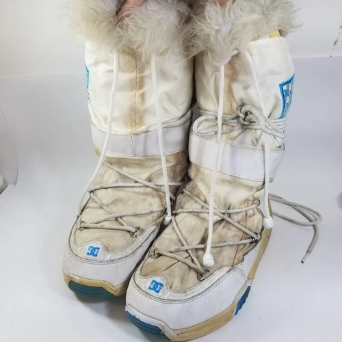 DC CHALET SE White womens Size 7 Large BOOTS WINTER SNOWBOARD