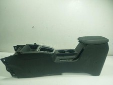 84660J7000WK armlehne KIA XCEED CD 1.0 T-GDI lvaap17425814