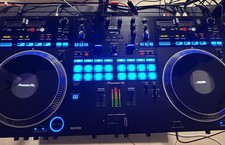 Pioneer DDJ REV7 mit OVP Tasche
