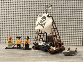 LEGO System Pirates  Raft Raiders Complete Set 6261 w/ Minifigures Vintage
