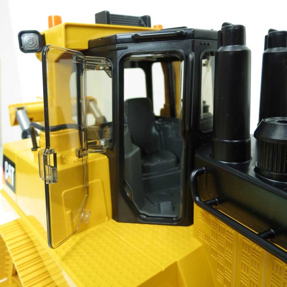 1/16 Caterpillar Large Track Type Bulldozer By Bruder 2453