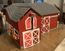 Large Schleich Farm World #72102 Red Barn Play Set Not Complete