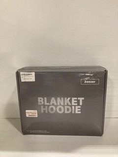 BLANKET HOODIE