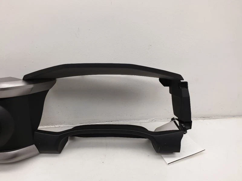 Toyota Tacoma SR5 2019 velocímetro tablero bisel montaje  Foto 3 de 4