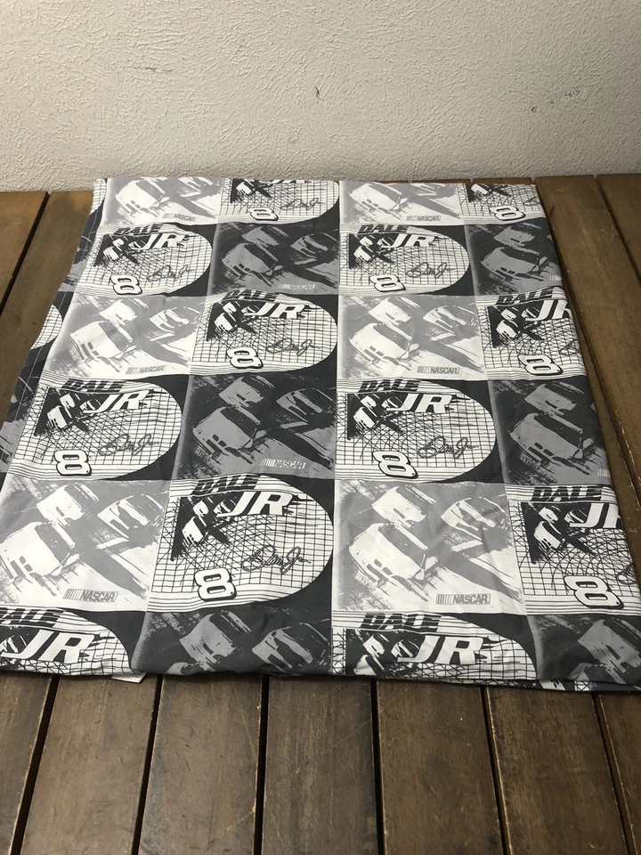 Sábana plana Springs Global Nascar Dale JR 8 Racing gris reina algodón percal usada en excelente estado Foto 3 de 4