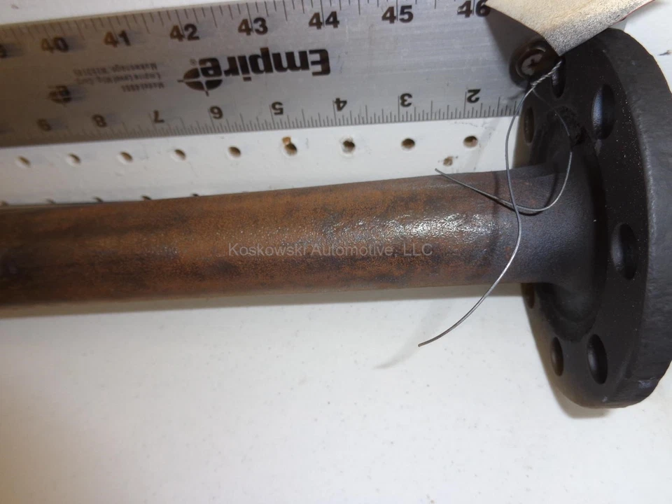 Eje trasero 1982 Chevy C30 doble rueda trasera flotador completo 10 pernos 35 estrías Foto 2 de 4