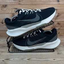 Nike Turnschuhe Herren Größe UK 8 Juniper Trail 2 Next Nature schwarz Walk Laufschuhe