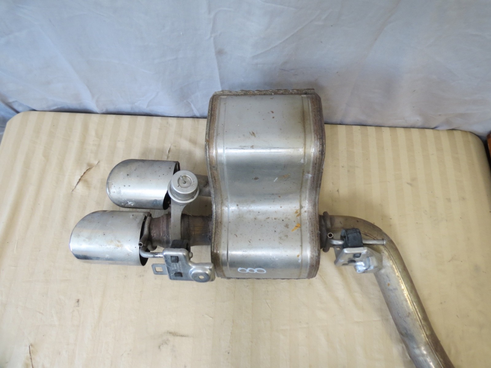 14 15 16 17 Maserati Ghibli S Rear Left Driver Exhaust Muffler Pipe 670001528
