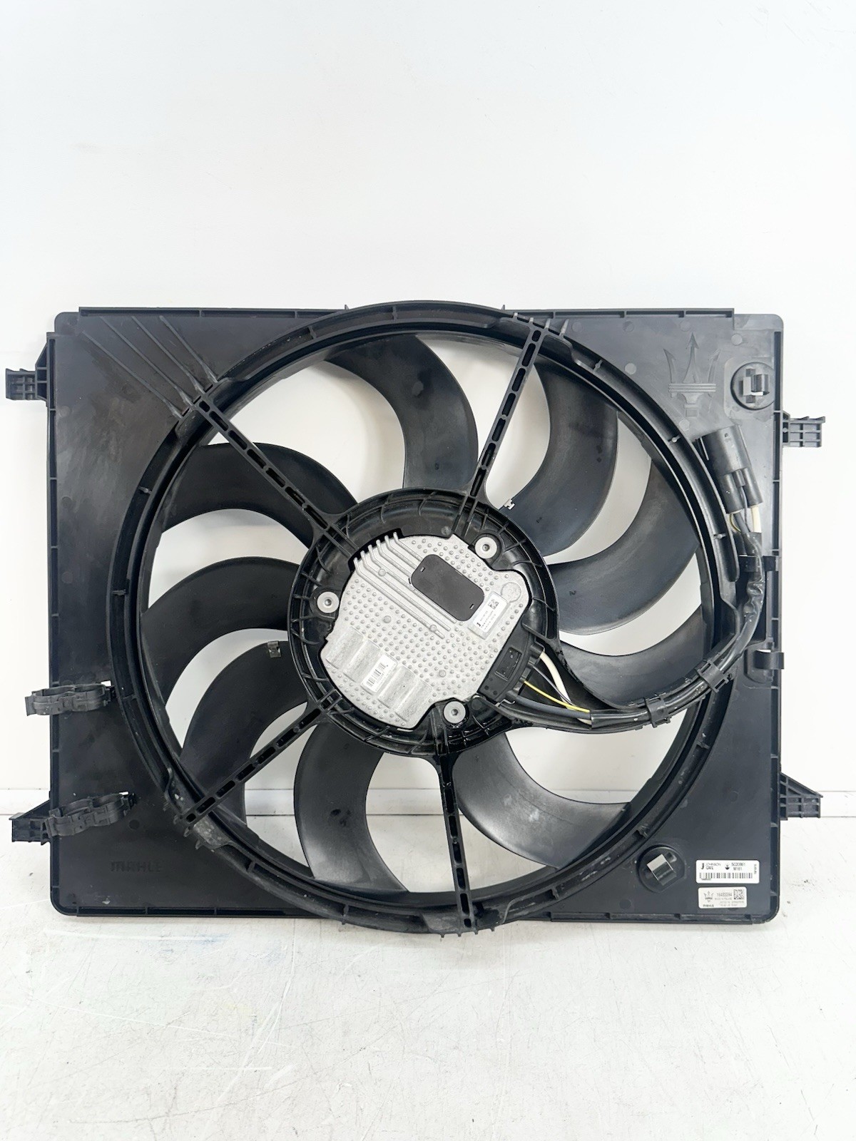 14-22 Maserati Ghibli SQ4 Engine Radiator Cooling Fan Motor Assembly Oem
