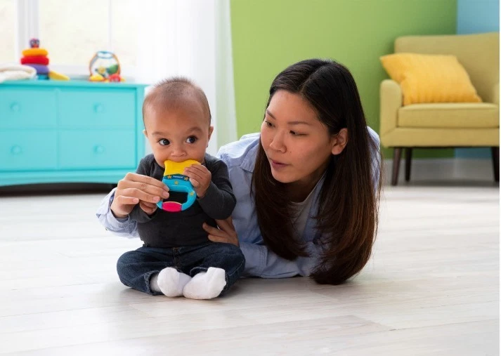 The First Years Massaging Star Teether Gentle vibration washable baby Rattle NEW - Image 4 of 4