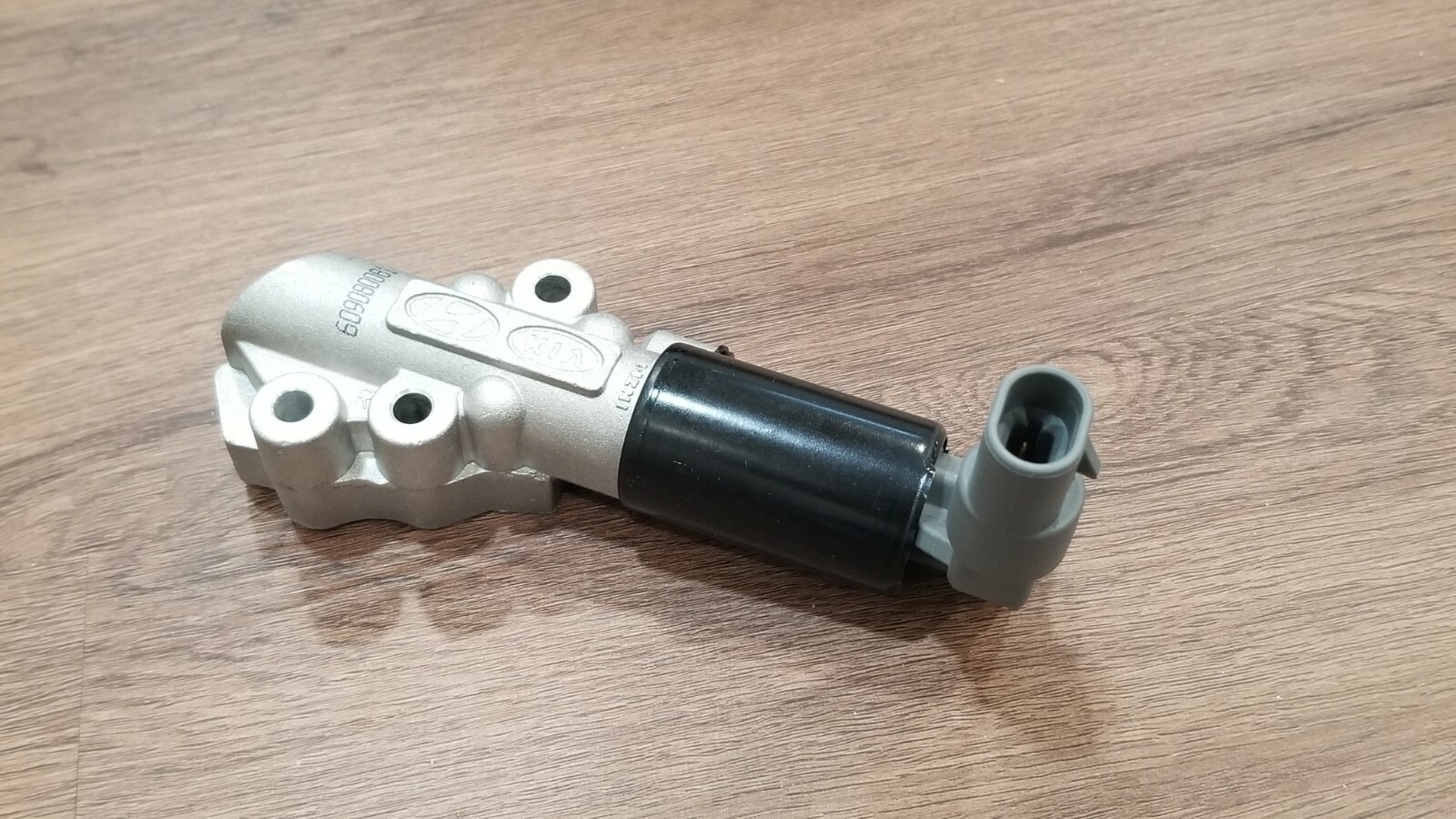 NEW OEM GENUINE Oil Control Valve Hyundai Kia RH 3.8L 243603C820 eBay