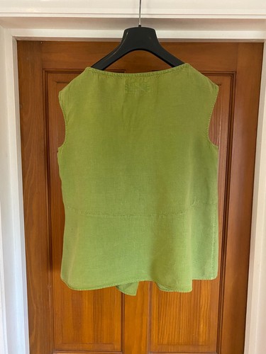 Top Manuelle Guibal 100% lino verde twist taglia 2 senza maniche - Foto 4 di 6