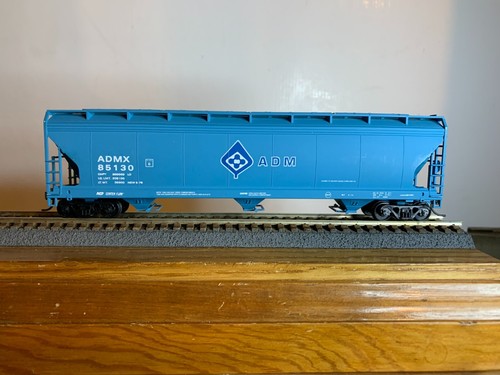 ACCURAIL #????   A.D.M. Coche tolva cubierta "azul" ACF 3 bahías #85130 H.O. 1:87 | Zustand: Used