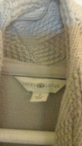Lucky Lotus Sweater Shrug Women's size small Gray Knit, Pockets, Open, EUC - Picture 4 of 5