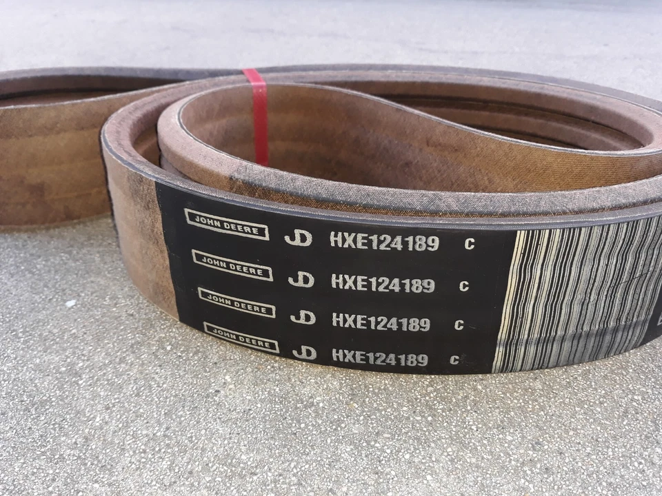 John Deere HXE124189 Combine Discharge Beater Belt. V-Belt. 3" Thick - Image 2 of 4