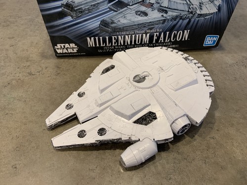 Bandai Star Wars 1:144 Millennium Falcon Plastik Modellbausatz zusammen Box Anleitung - Bild 4 von 10