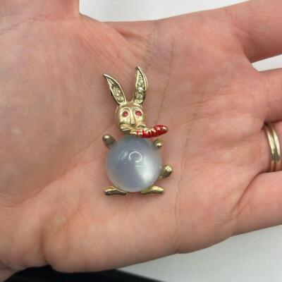Gold Tone Rabbit Easter Bunny Brooch Pin Red Accents Jelly Belly Milky Stone
