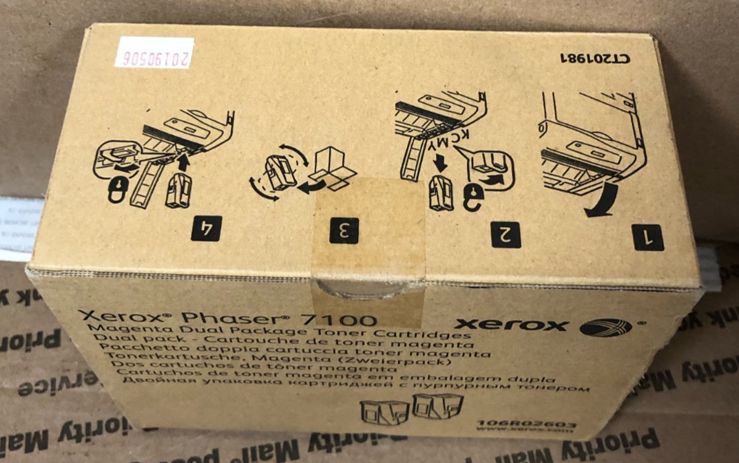 (NEW!) Xerox 106R02603 (Phaser 7100) Magenta Dual Package Toner