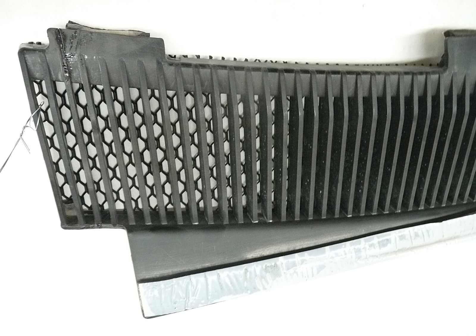 Ferrari Testarossa 1987-1990 Front Engine lid grille P/N 61558500