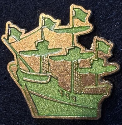  DISNEY PIN * GREEN PIRATE SHIP * SHANGHAI GRAND OPENING Limited Edition LE 300