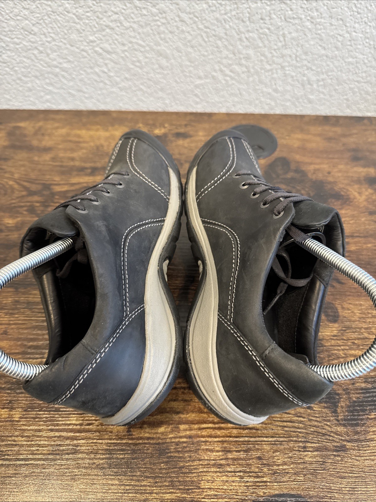 Scarpe da trekking Keen Presidio II 2 da donna taglia 7 in pelle Oxford nere 101834