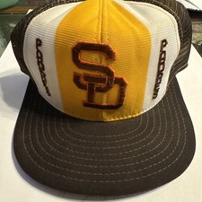 SAN DIEGO PADRES VINTAGE SNAPBACK HAT- LUCKY STRIPES MLB BASEBALL MESH CLEAN