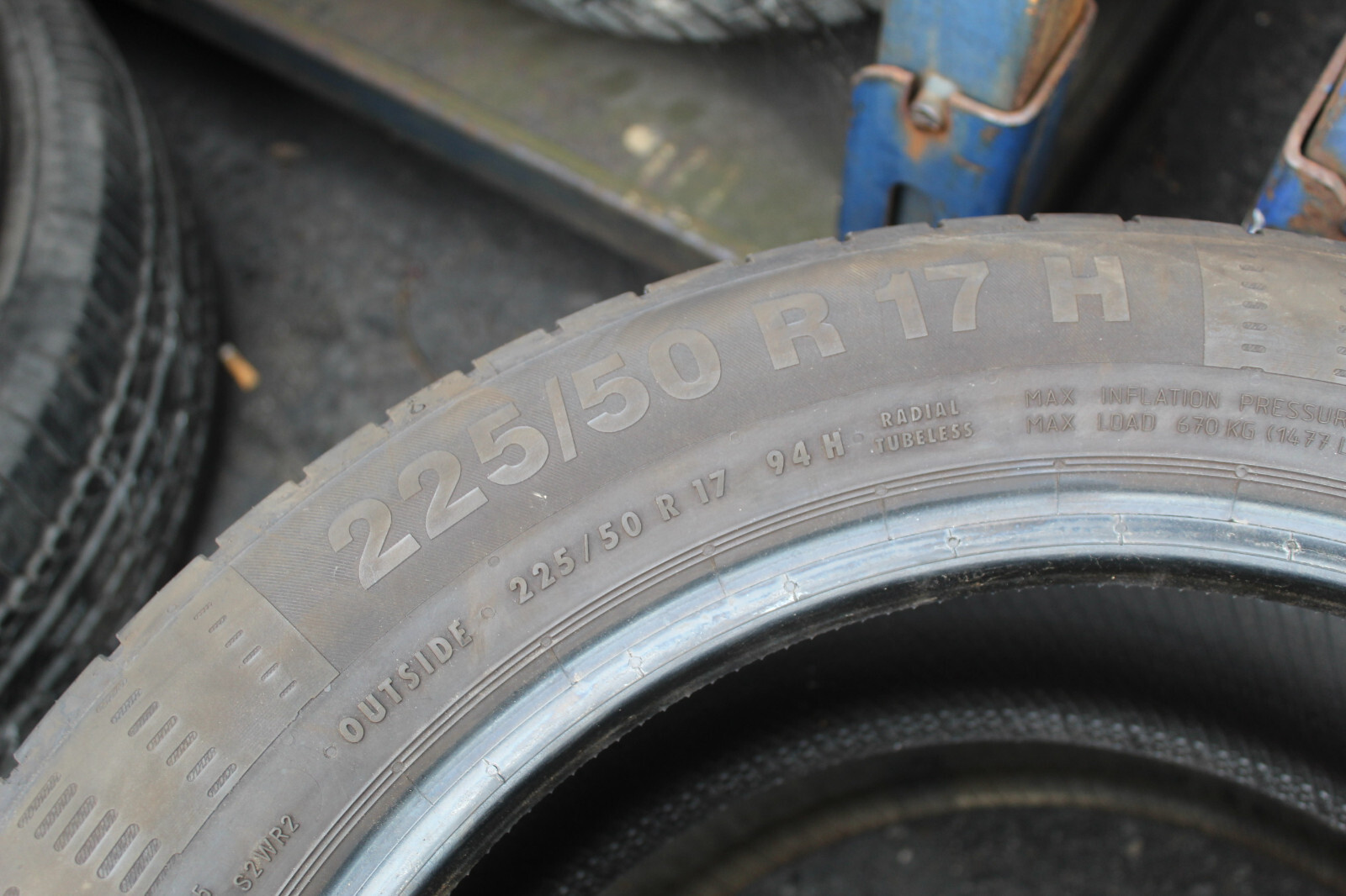 225 50 17 Continental, C EcoContact 5, AO, 94H, x1 Tyre 5.7mm (F1_tyres) L2884