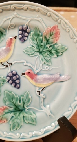 Beautiful MAJOLICA Birds and Grapes Plate Saucer Dish 6" Diameter Germany - Picture 2 of 4