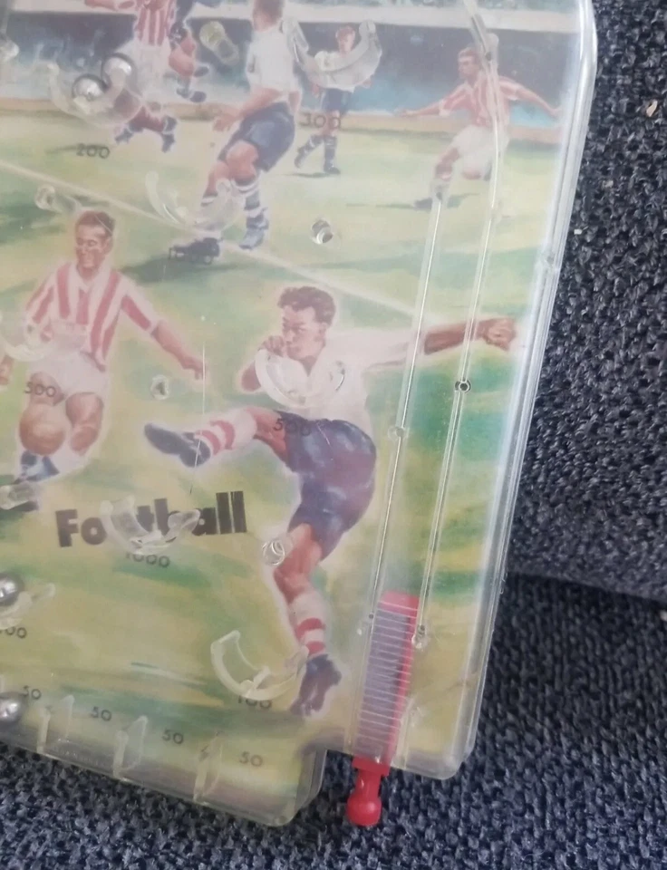 Vintage Soccer Football World Cup Handheld Pinball game 1/1 on Ebay - Image 4 of 4