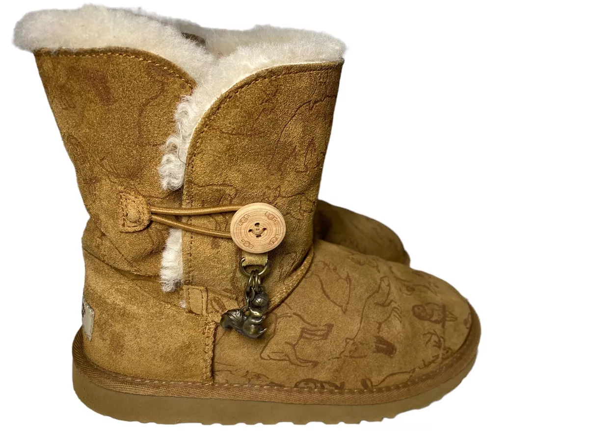 UGG Australia Bailey Button Short Boot Girls 3 Squirrel Nut Charm