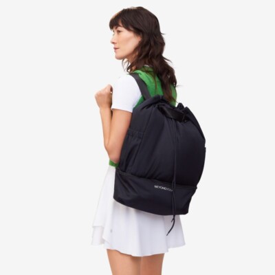 Beyond Yoga convertible gym bag backpack in black Beyond Yoga Black Convertible Gym Bag Backpack Fit Fab Black  main image 3