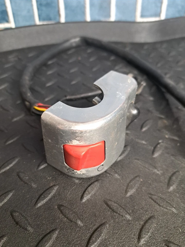 Kawasaki Vulcan 900 VN900 2009 clip derecho en mango interruptor de arranque apagado Foto 4 de 4