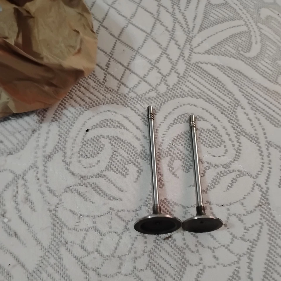 11-16 SE ADAPTA A VÁLVULAS DE ESCAPE DE ADMISIÓN FORD F150 MUSTANG GT 5.0 COYOTE + SELLOS DE VÁLVULA Foto 2 de 2