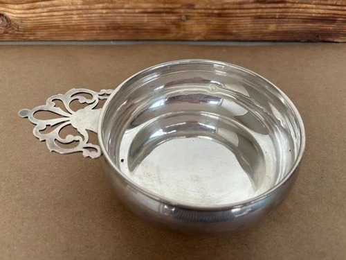 Vintage Lunt Silversmiths Sterling silver porringer bowl