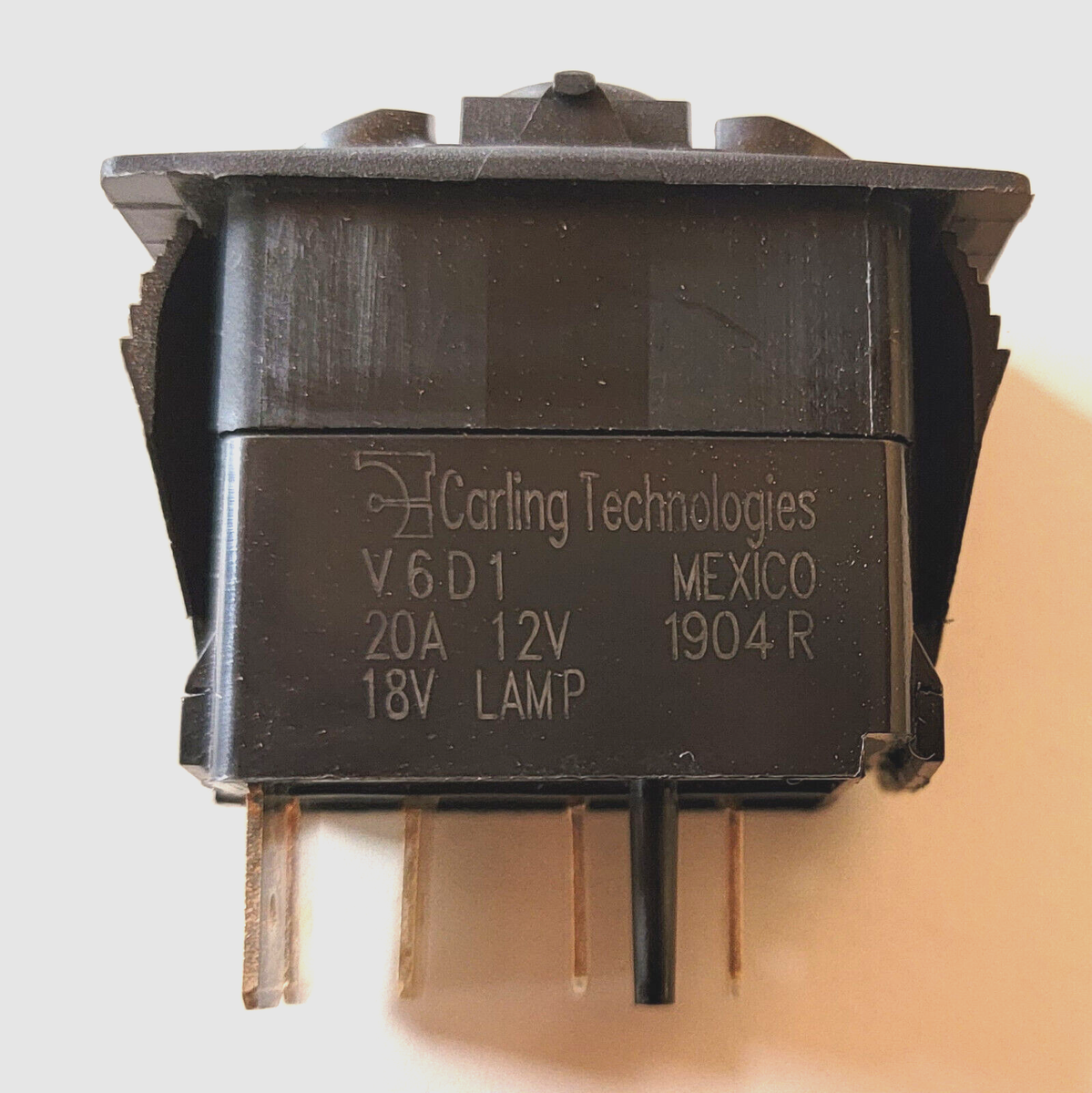 Carling V6D1 On/Off/On 20A 12V Rocker Switch 1x Clear Indicator RV