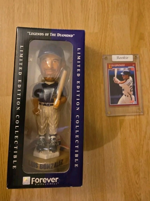 Luis Gonzales Legends of the Diamond Limited Edition Bobblehead 2002 Rookie card